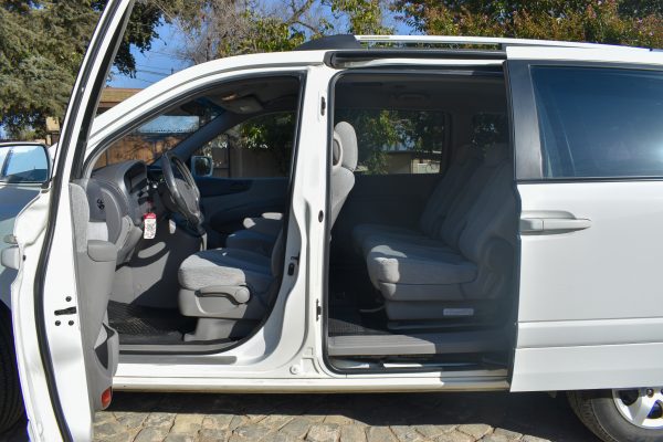2006 KIA GRAND CARNIVAL - Imagen 5