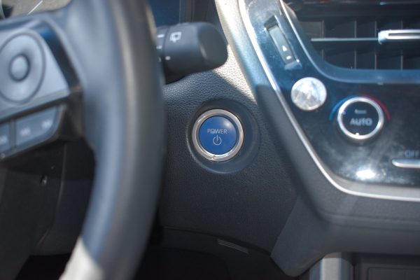 2020 TOYOTA COROLLA CROSS XEI CVT - Imagen 16