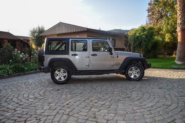2014 JEEP WRANGLER UNLIMITED SPORT - Imagen 9