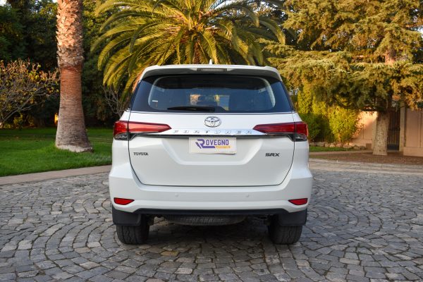 2019 TOYOTA FORTUNER TDI - Imagen 8